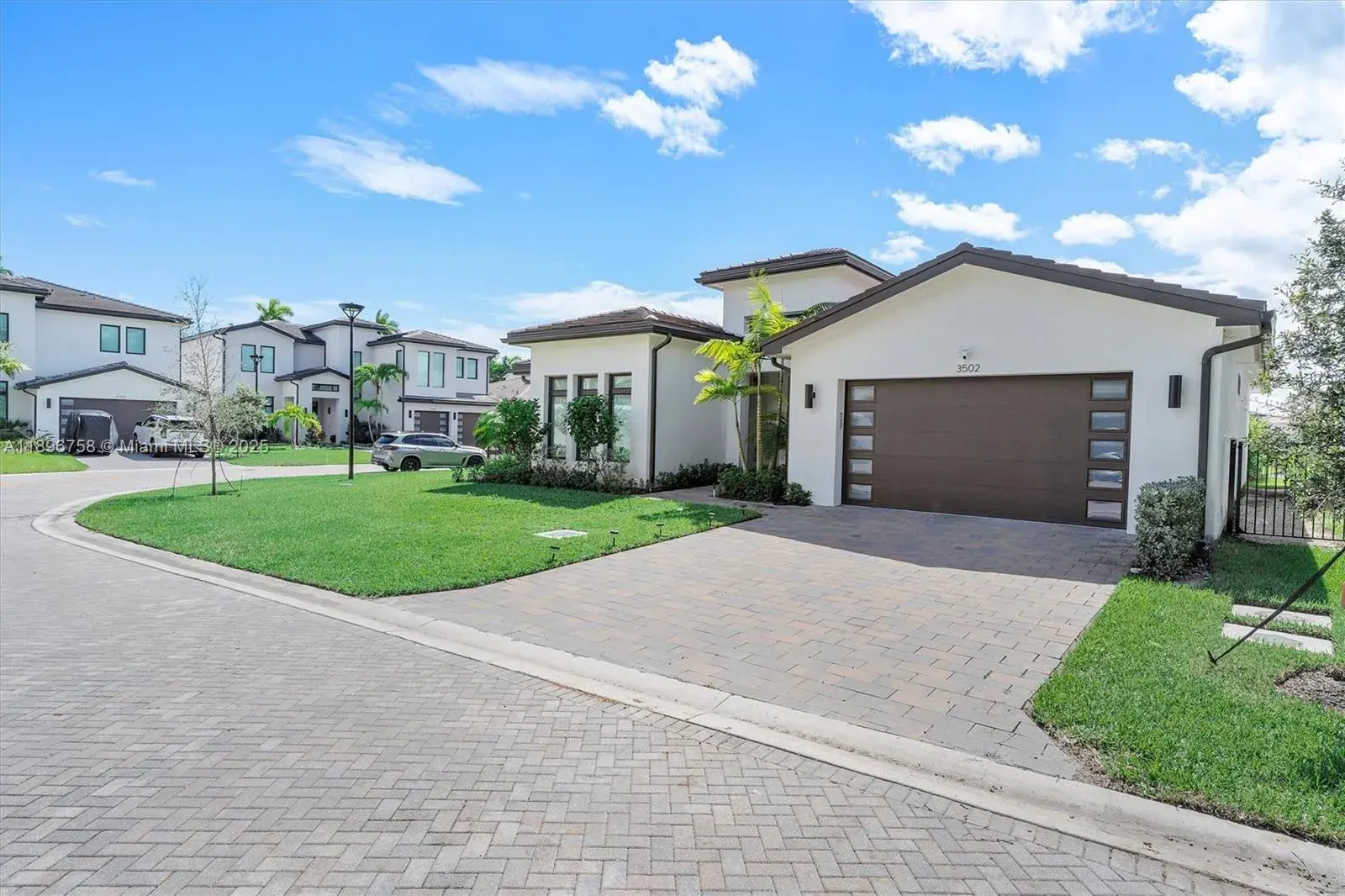 4 bedroom 3 bath Residential for sale at 3502 Ashwood Cir N, Hollywood FL 33312
