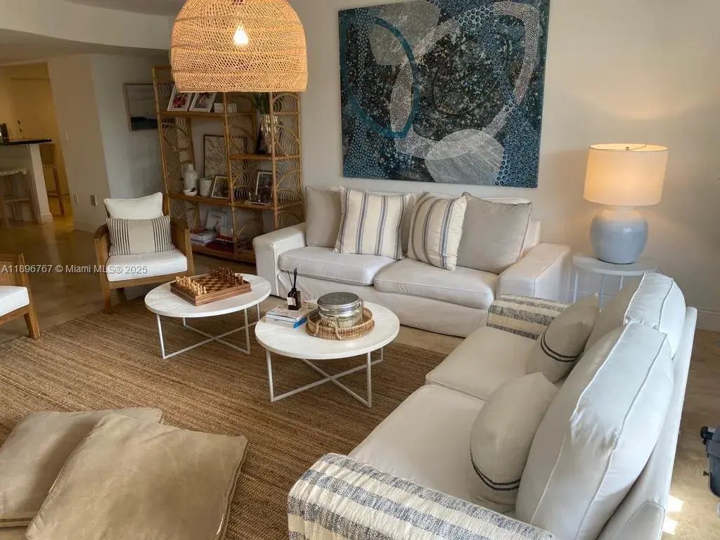 210 Sea View Dr # 312, Key Biscayne FL 33149
