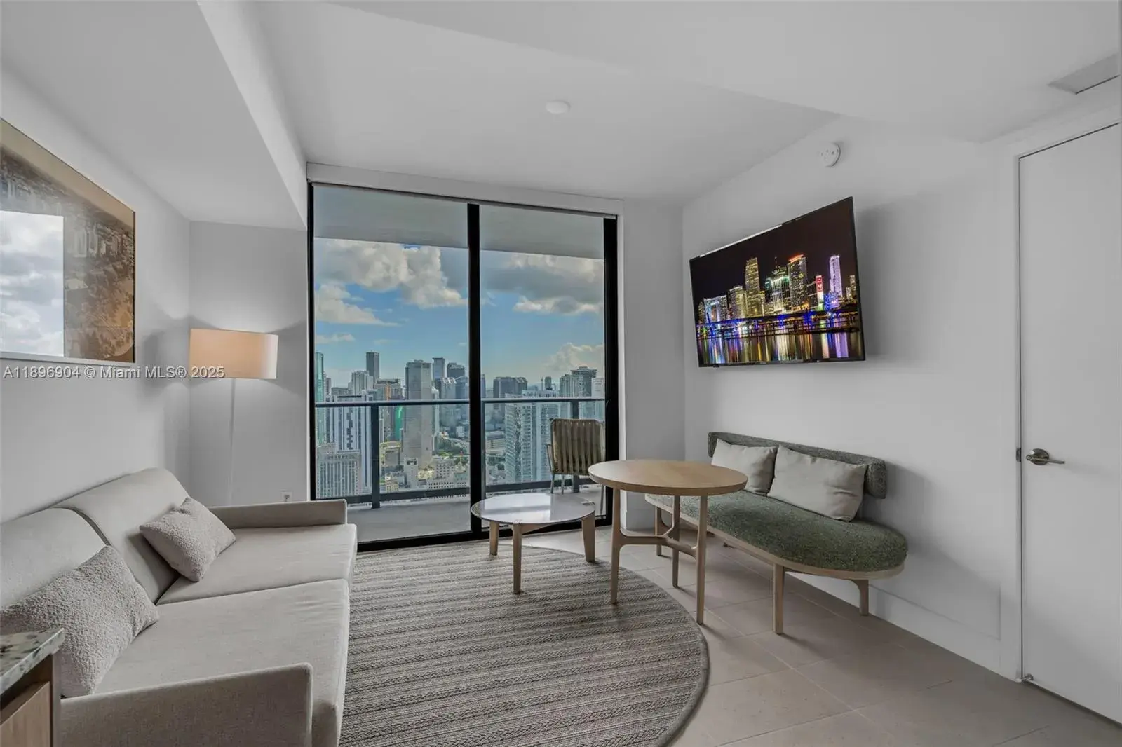 1 bedroom 1 bath Residential for sale at 159 NE 6th St # 4514, Miami FL 33132