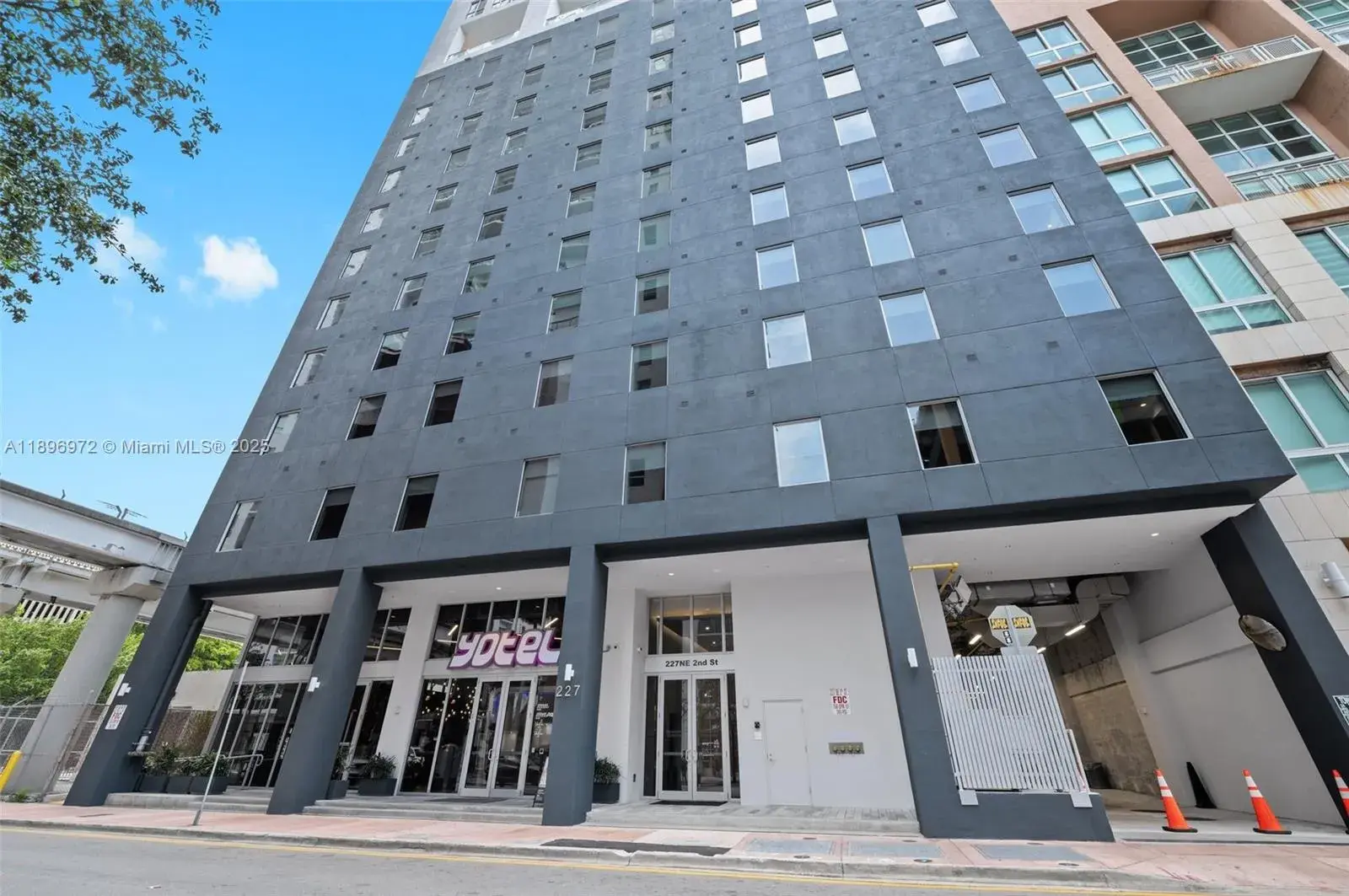 1 bath Residential for sale at 227 NE 2nd St # 2512, Miami FL 33132