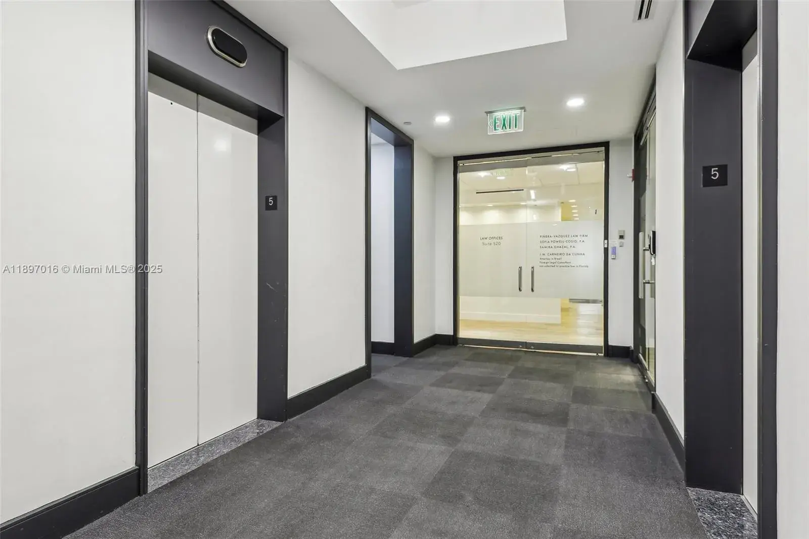 1200 Brickell Ave # D, Miami FL 33131