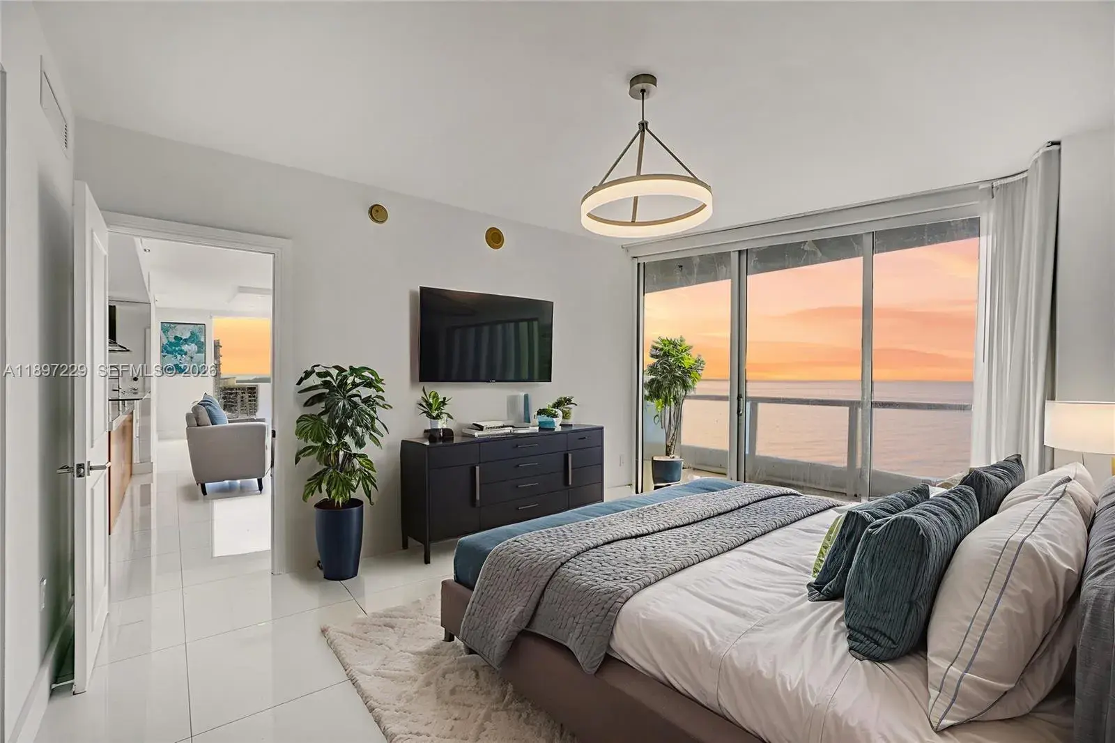 3 bedroom 2 bath Residential for sale at 495 Brickell Ave # 2301, Miami FL 33131