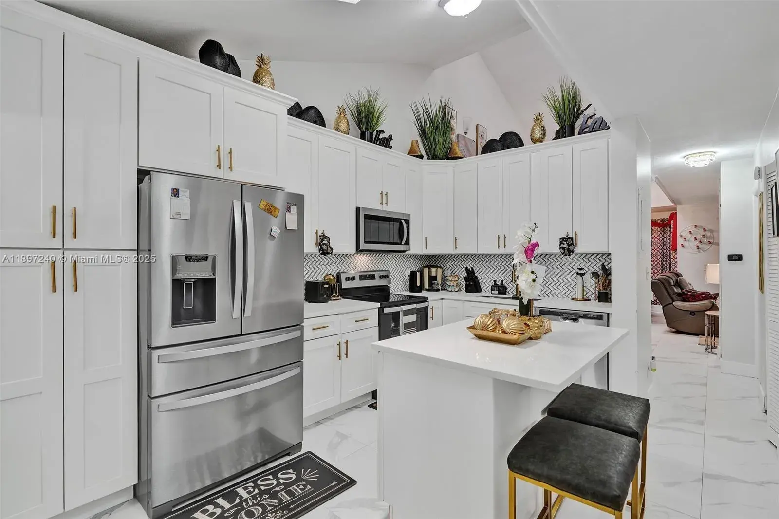 7780 NW 79th Ave # F6, Tamarac FL 33321