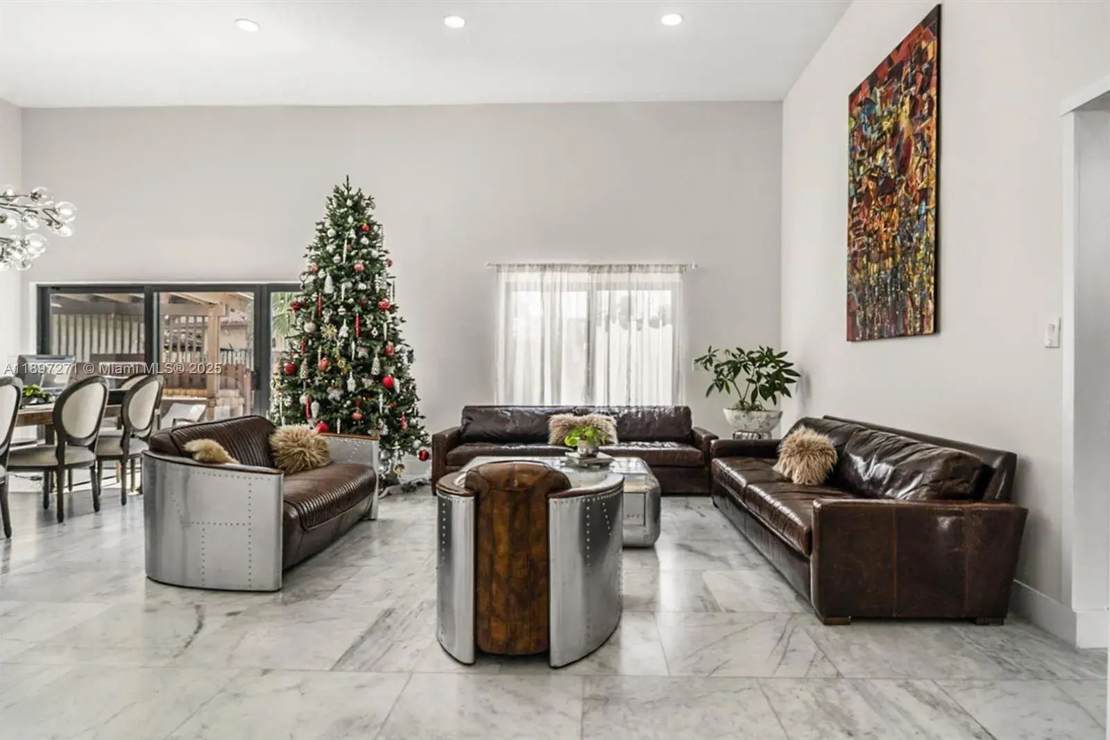 513 Leslie Dr, Hallandale Beach FL 33009