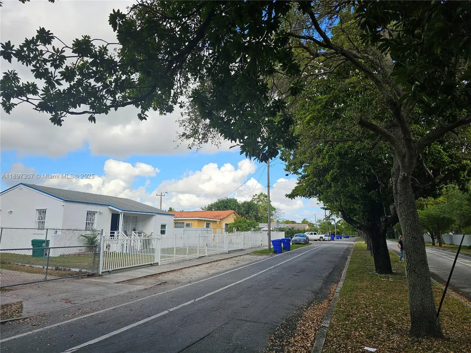 1020 SW 33rd Ave, Miami FL 33135