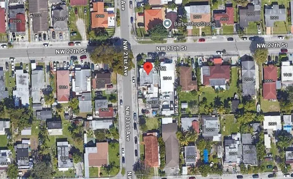 2052 NW 27th St, Miami FL 33142