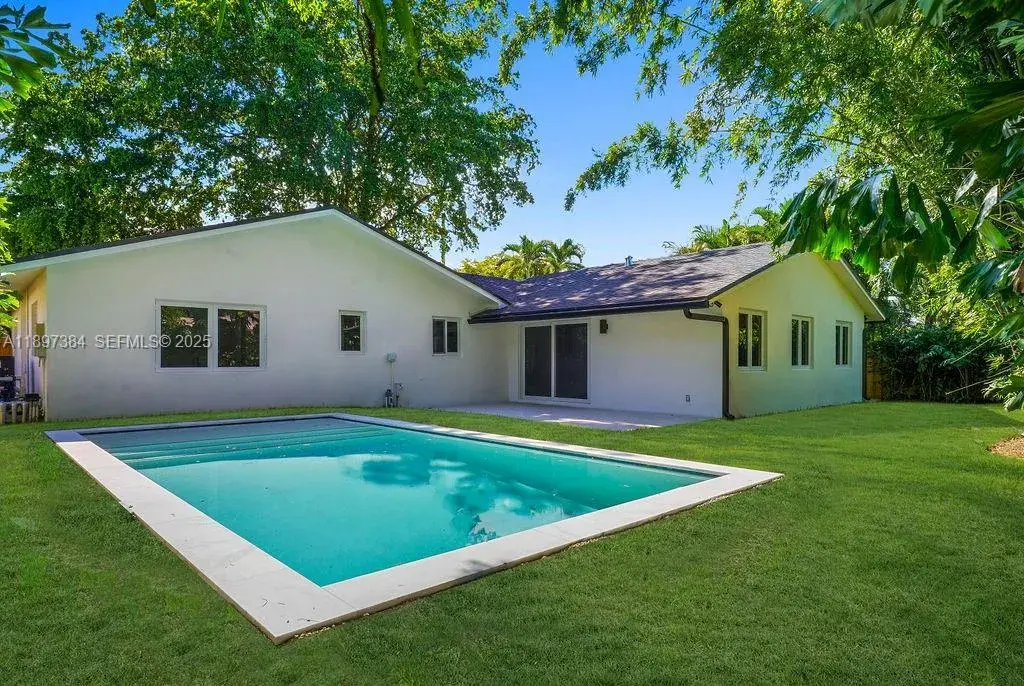 117 NE 20th St, Wilton Manors FL 33305