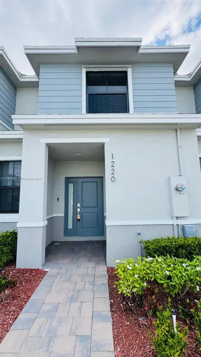 1220 NE 5th Ct, Florida City FL 33034