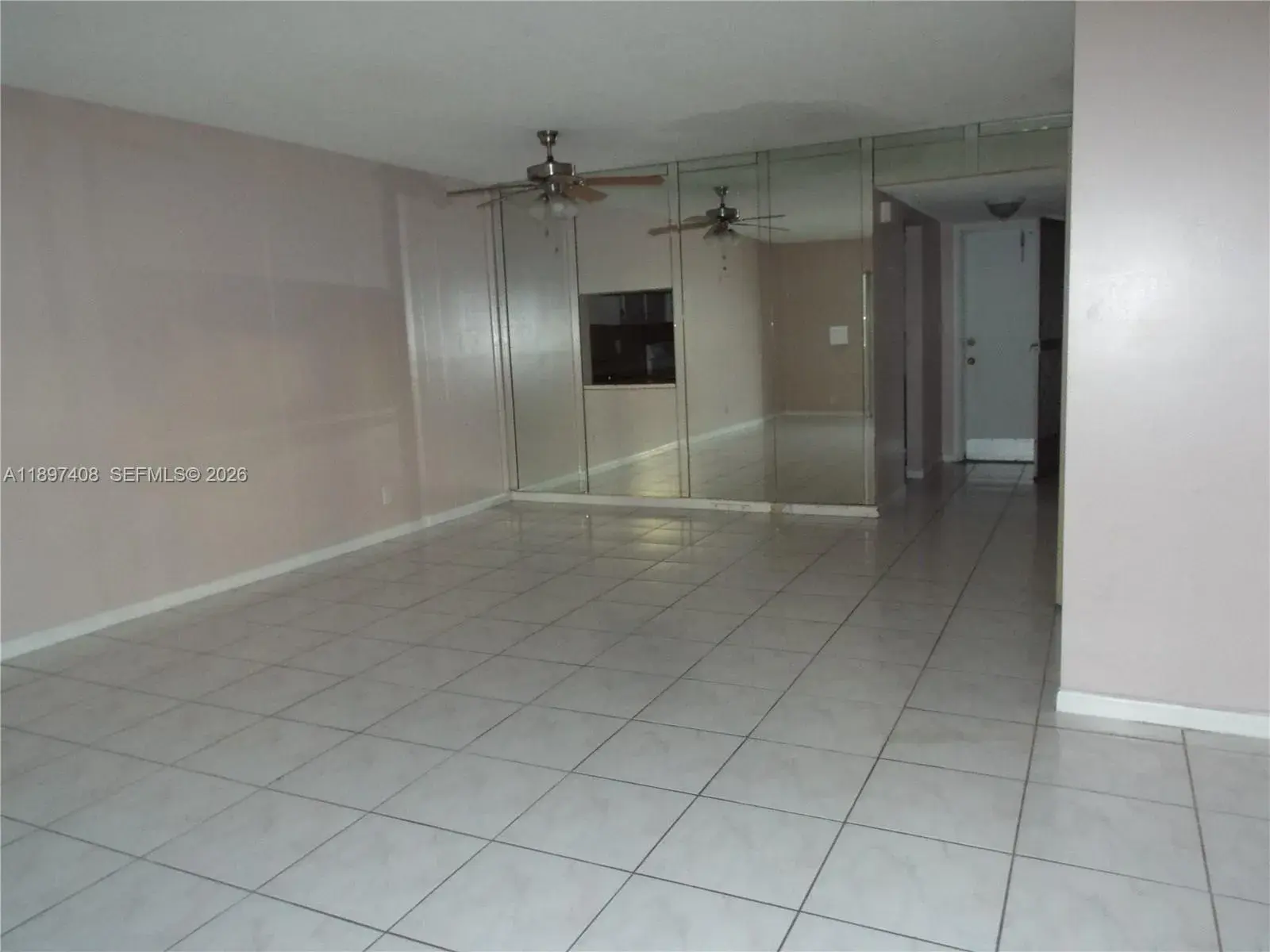 2 bedroom 2 bath Residential for sale at 410 SE 2nd St # 102, Hallandale Beach FL 33009