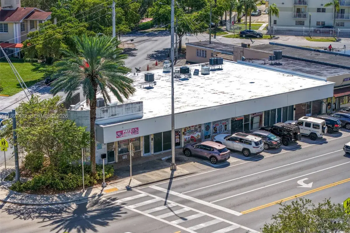 12985 W Dixie Hwy, North Miami FL 33161