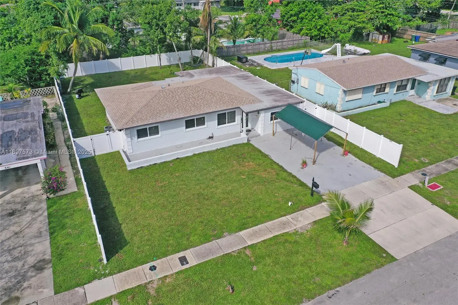 5 bedroom 3 bath Residential for sale at 631 Arizona Ave, Fort Lauderdale FL 33312