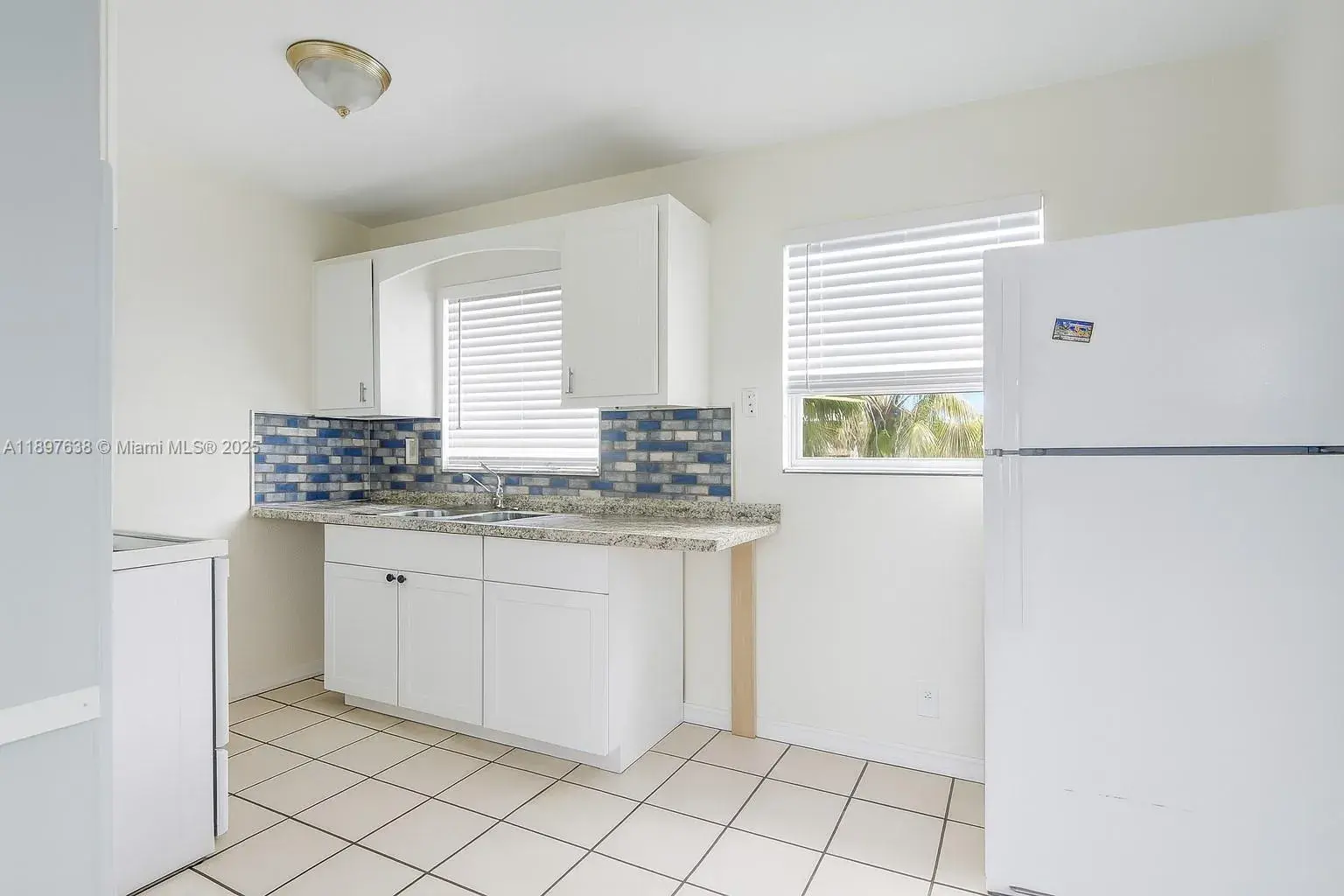2 bedroom 1 bath Residential Lease for rent at 2151 NW 7th St # 6, Fort Lauderdale FL 33311