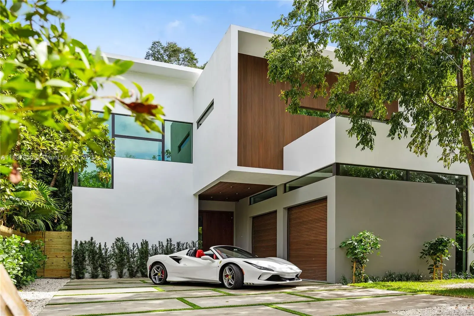 2805 Freeman St, Miami FL 33133