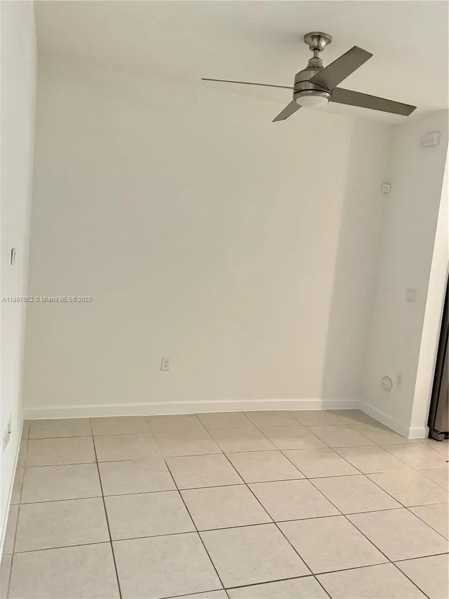 2739 SE 17th St, Homestead FL 33035