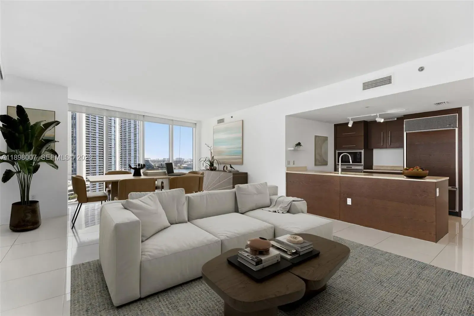 465 Brickell Ave # 1602, Miami FL 33131