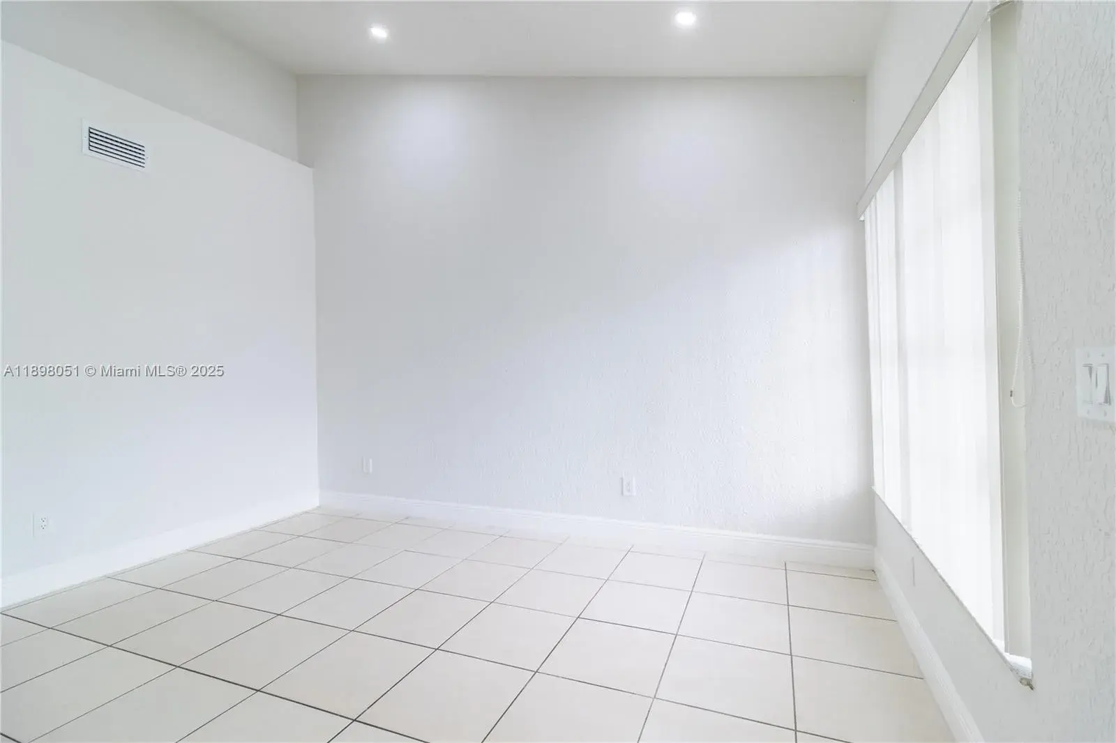 217 NW 109th Ave # 217, Miami FL 33172