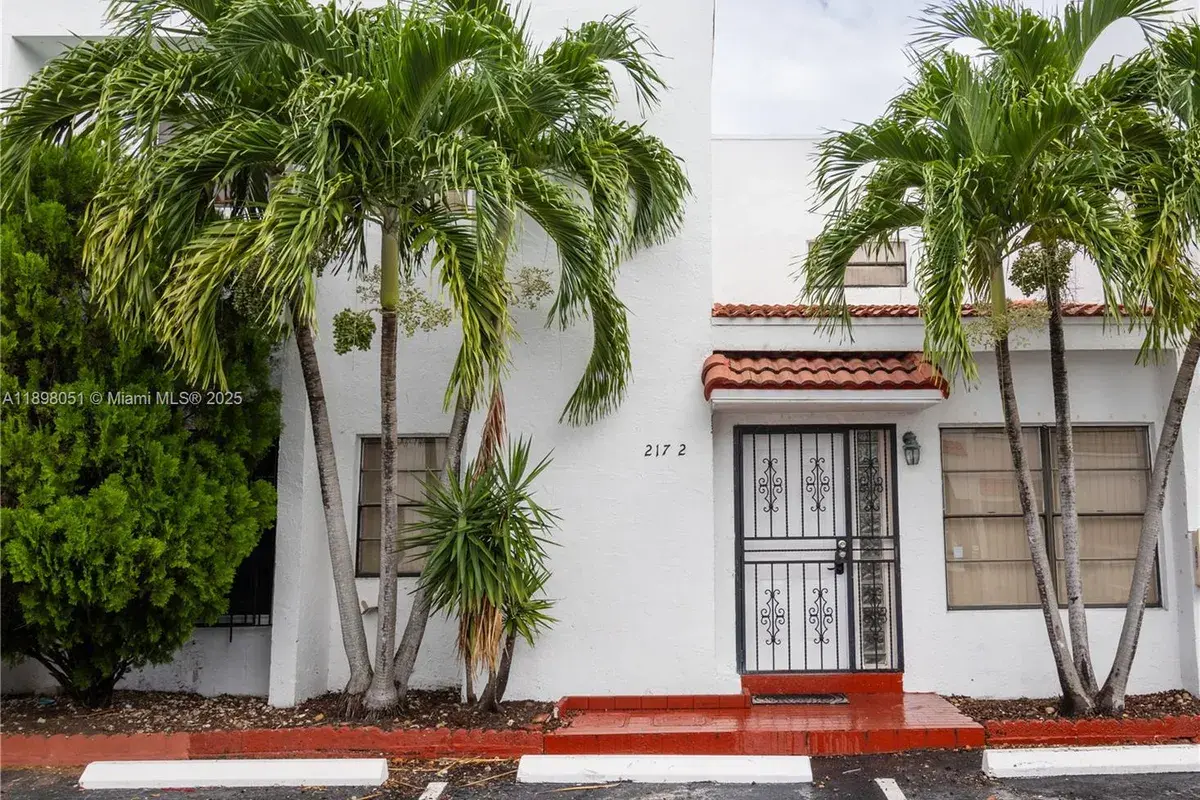 217 NW 109th Ave # 217, Miami FL 33172