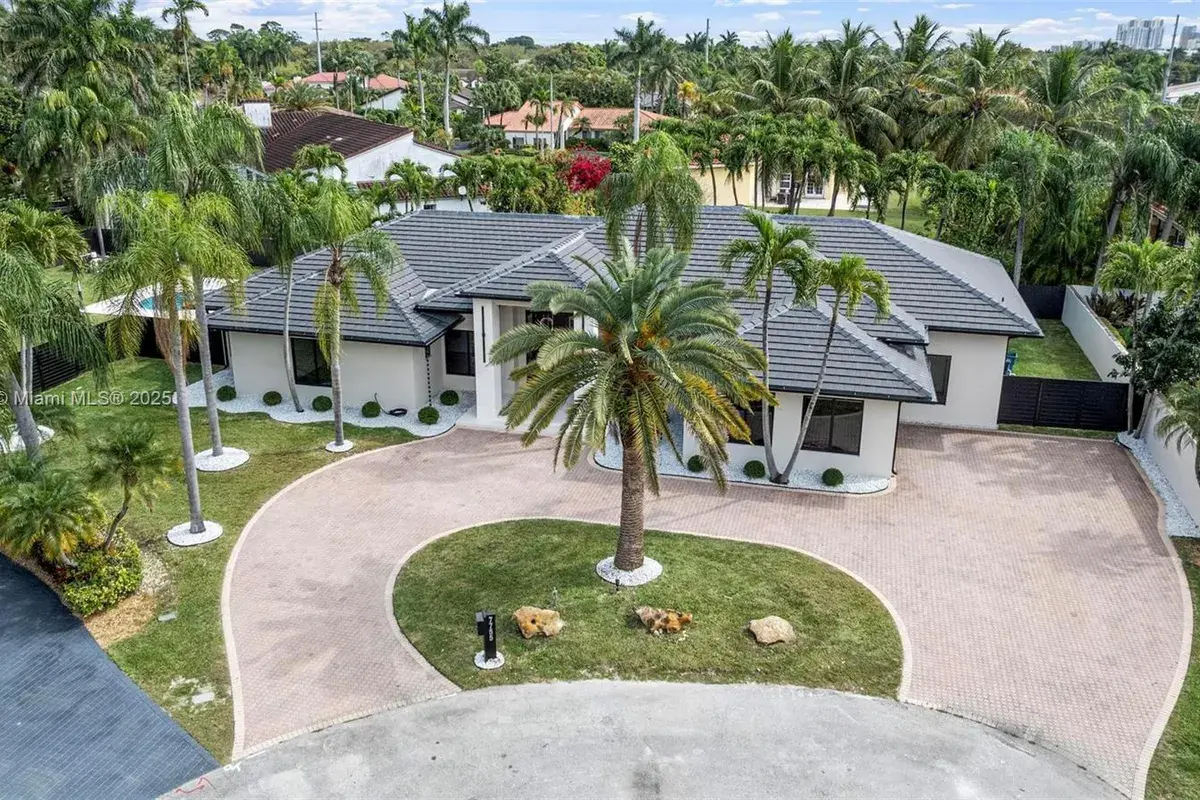 7755 SW 85th Ct, Miami FL 33143