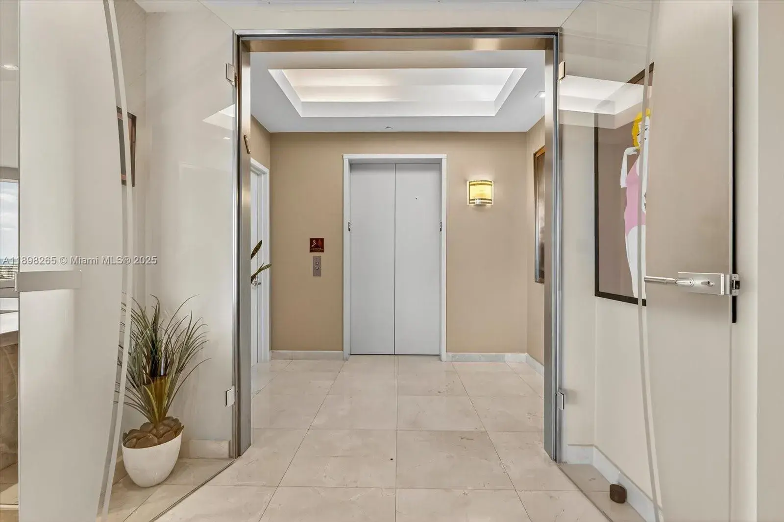 21200 Point Pl, Aventura FL 33180