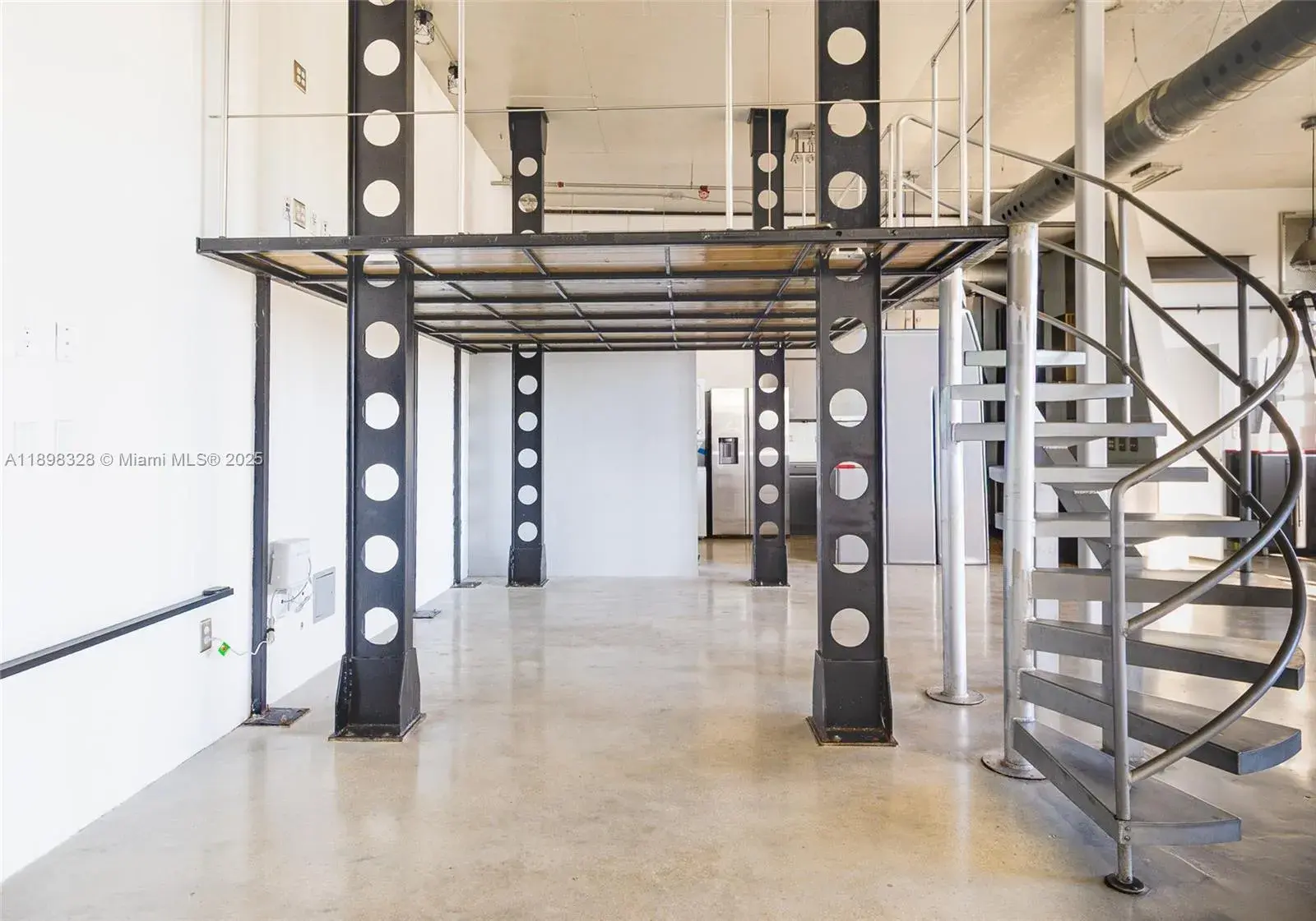 250 NW 23 # 405, Miami FL 33127