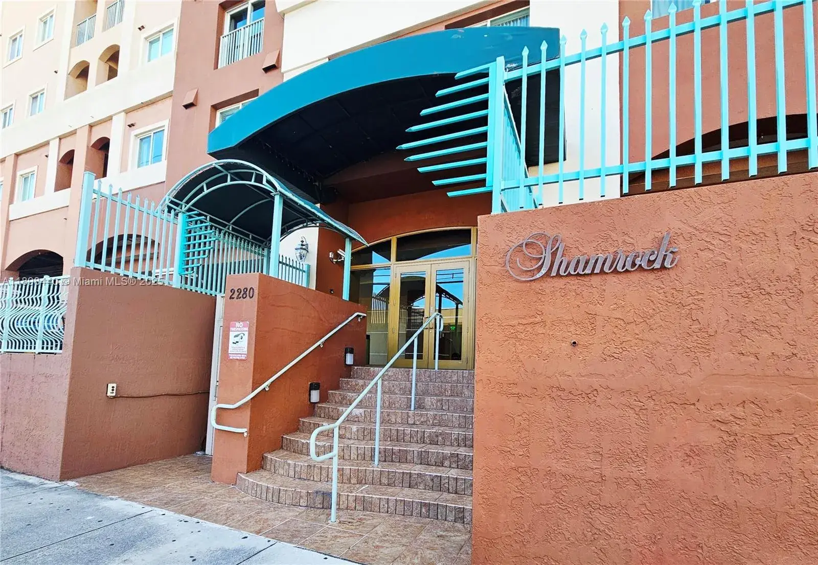 2 bedroom 2 bath Residential for sale at 2280 SW 32nd Ave # 511, Miami FL 33145