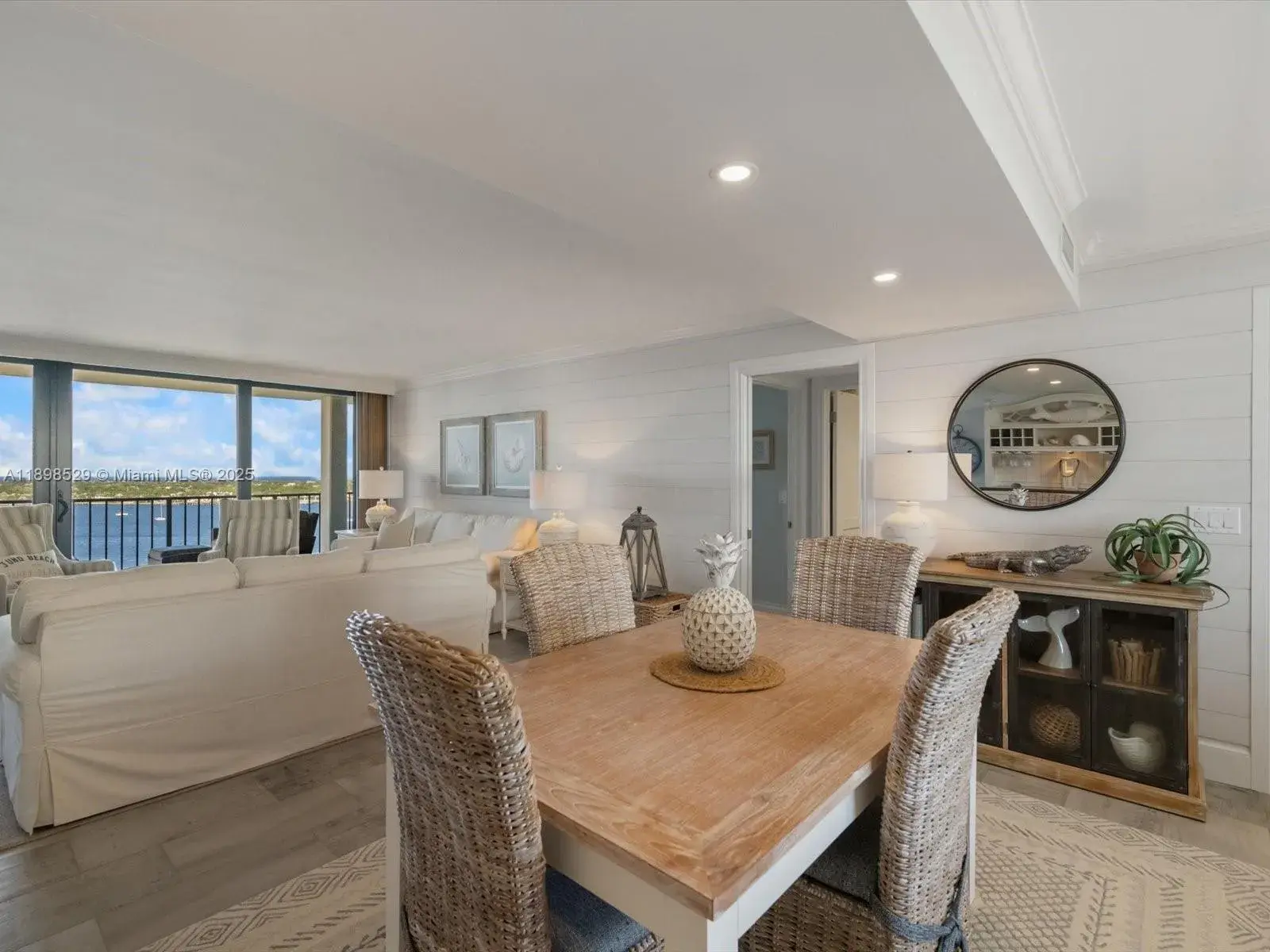 136 Lakeshore Dr # 13, North Palm Beach FL 33408