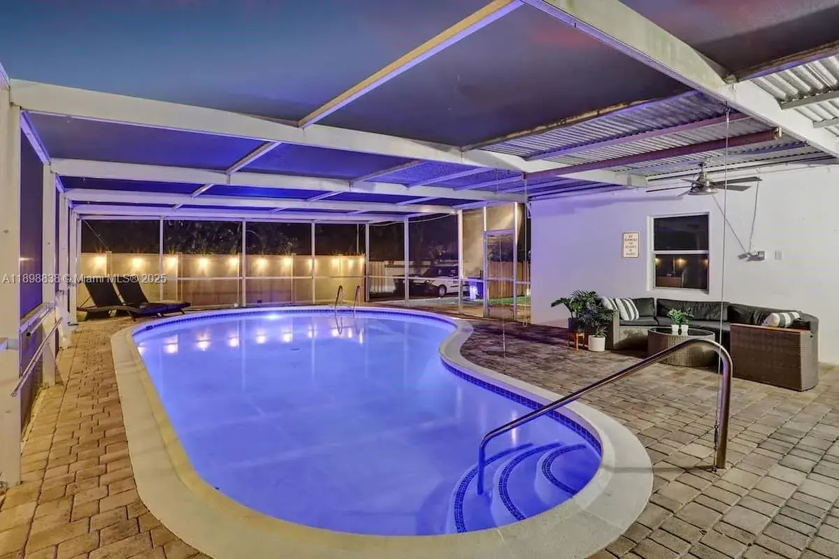 4 bedroom 3 bath Residential for sale at 1321 S 16th Ave, Hollywood FL 33020