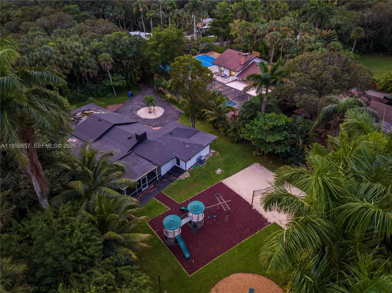 5 bedroom 4 bath Residential for sale at 2100 SW 28th Way, Fort Lauderdale FL 33312