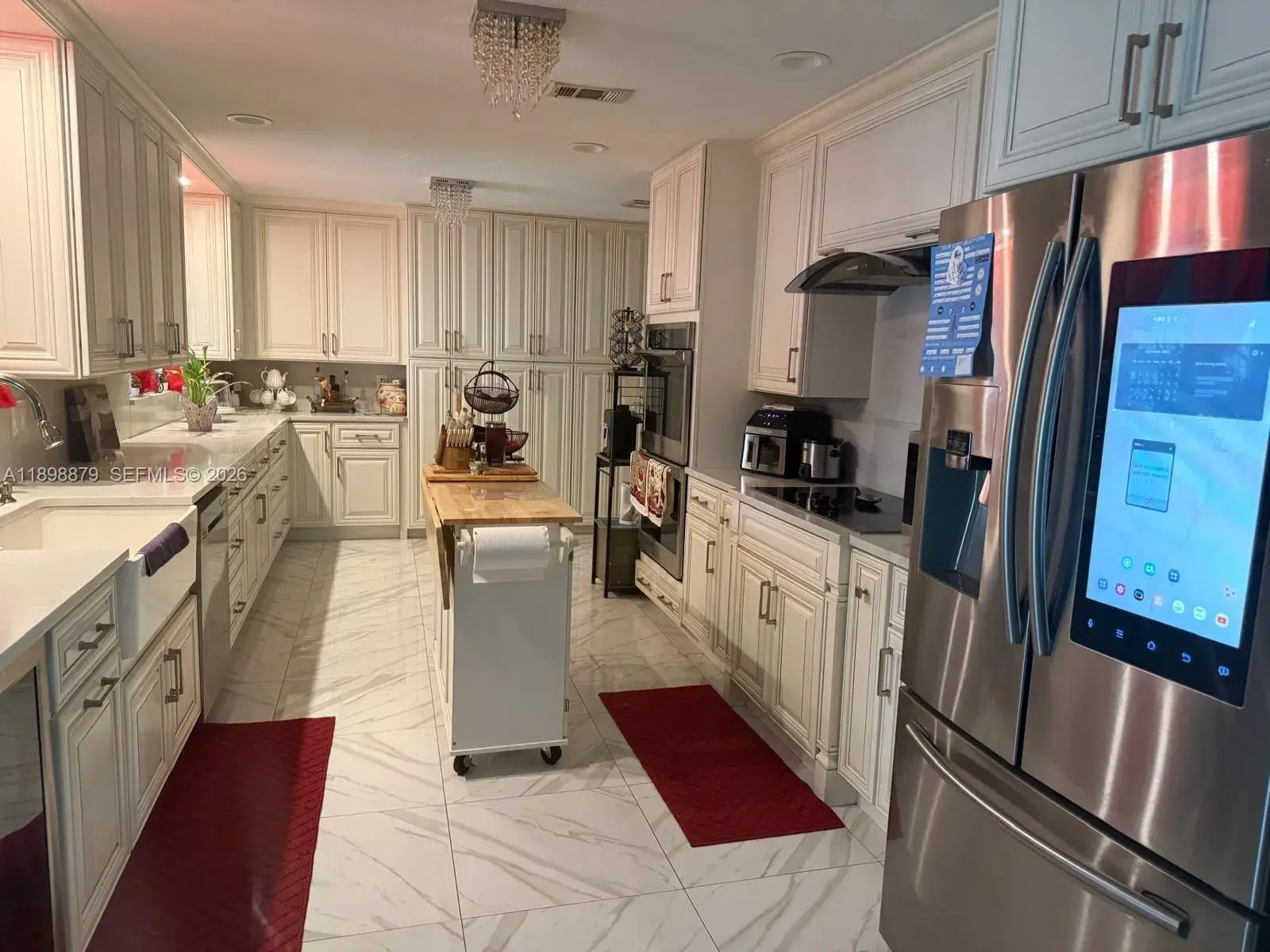 126 Sunflower Cir, Royal Palm Beach FL 33411