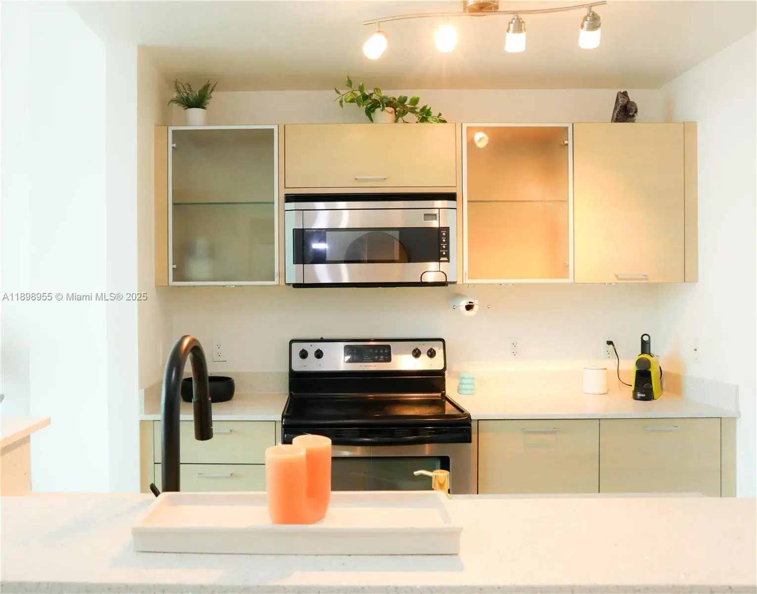 350 NE 24th St # 406, Miami FL 33137