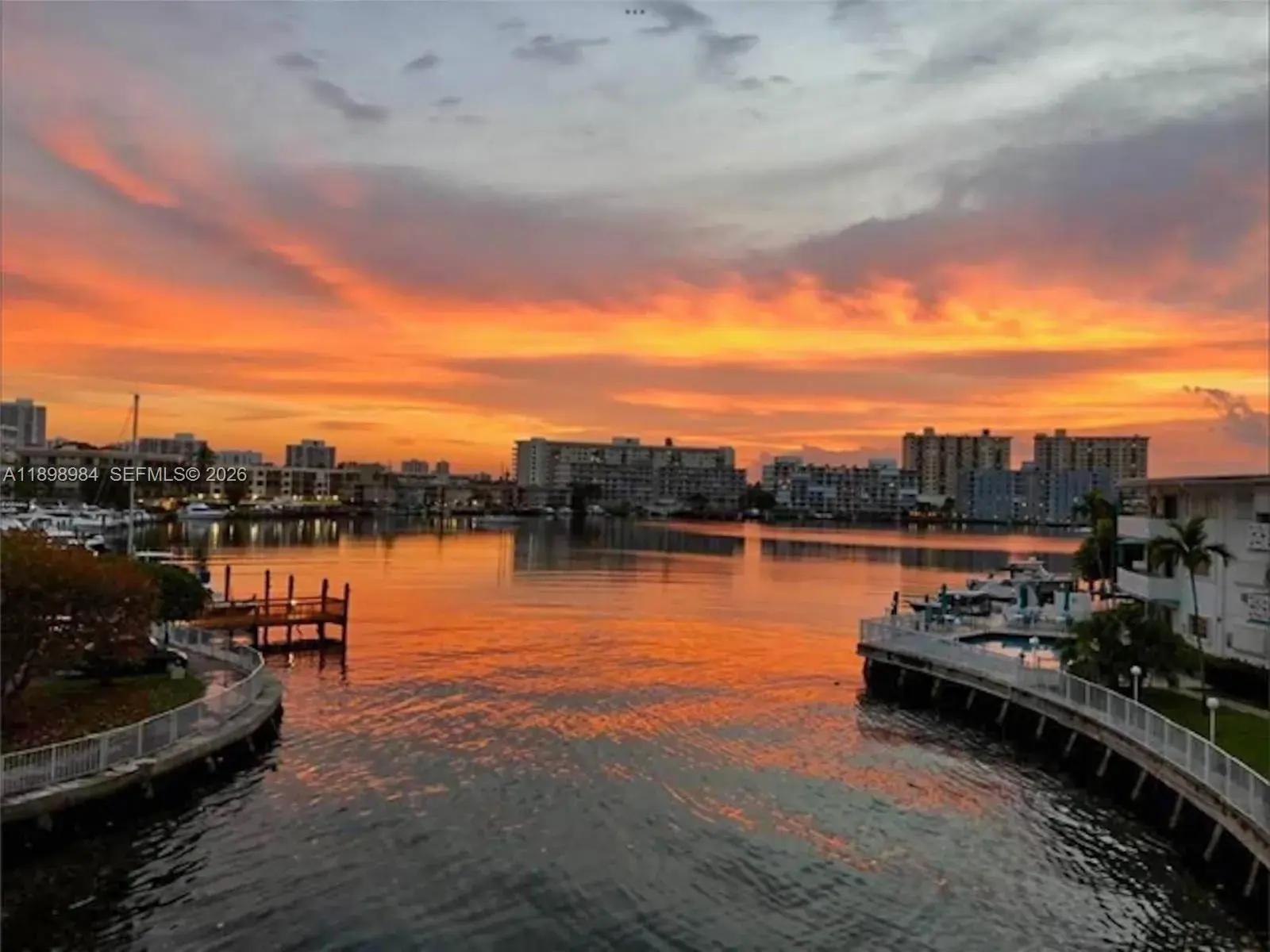 2500 Diana Dr # 305, Hallandale Beach FL 33009