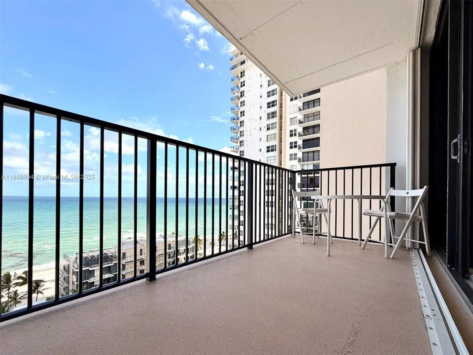 2101 S Ocean Dr # 1402, Hollywood FL 33019