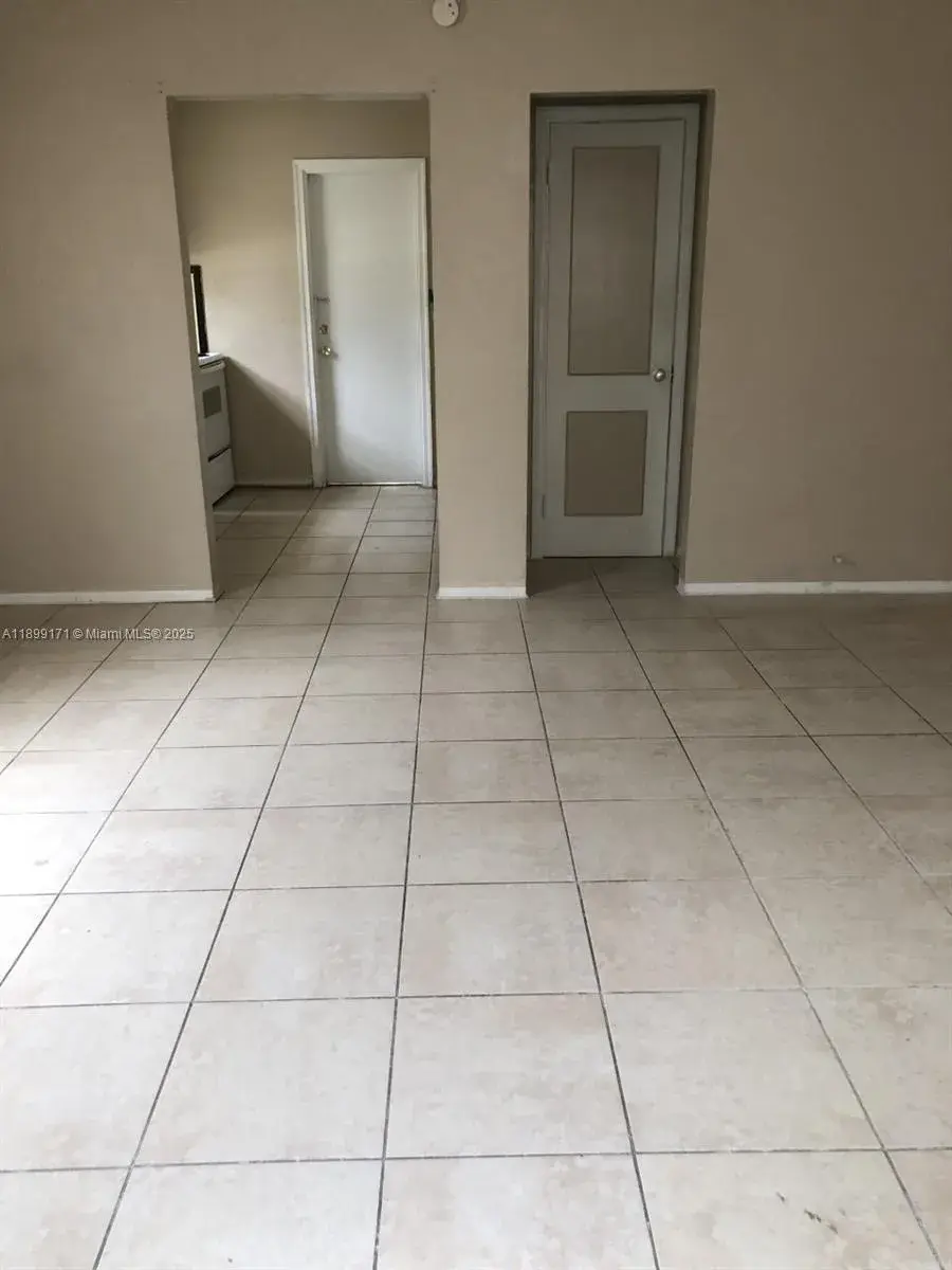 1915 Fletcher St # W2, Hollywood FL 33020