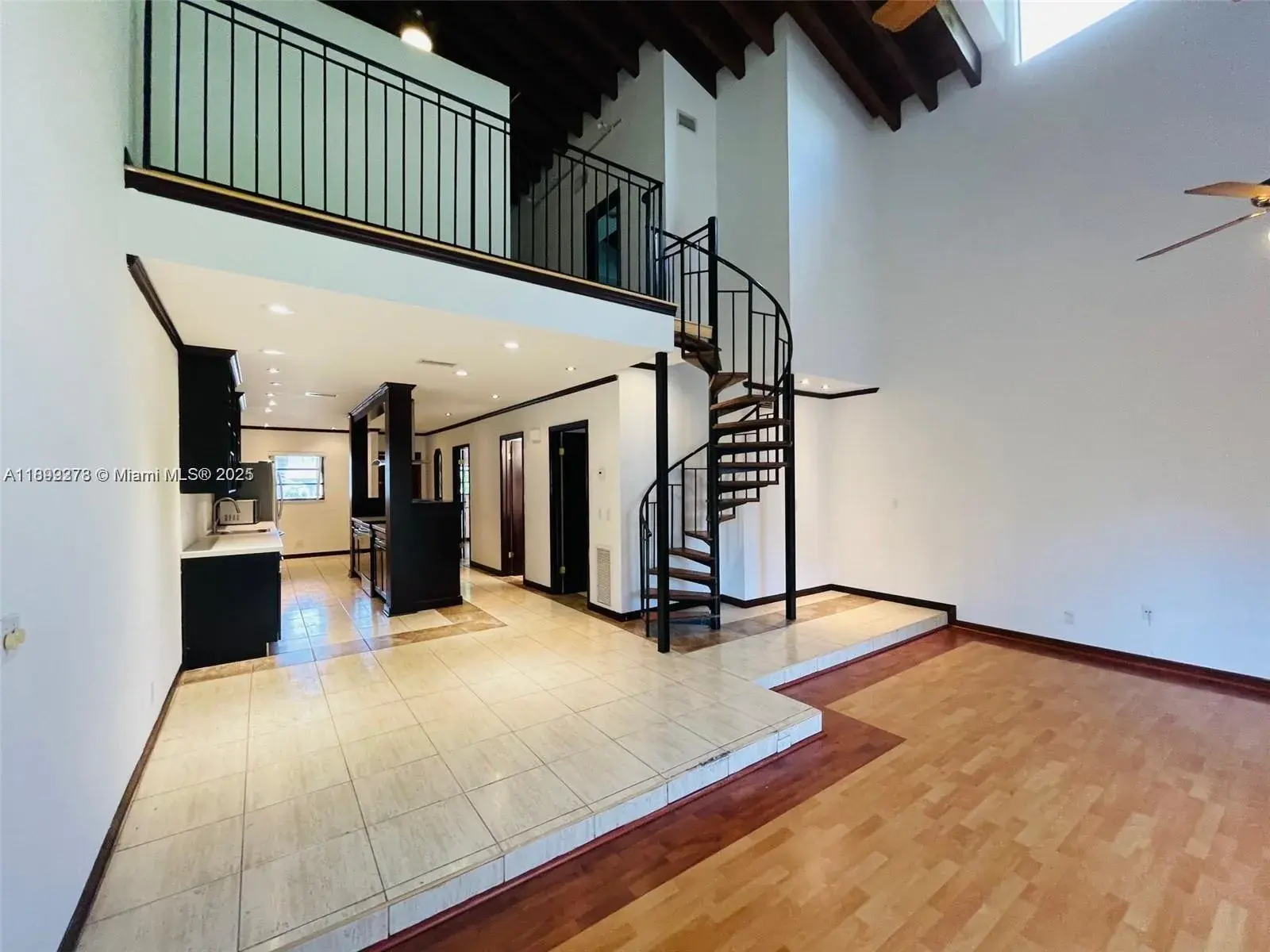 3 bedroom 2 bath Residential for sale at 3911 Farragut St # 3911, Hollywood FL 33021