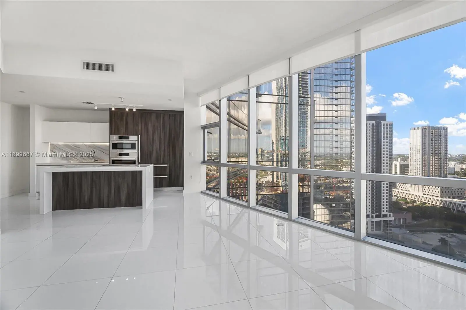 851 NE 1st Ave # 2802, Miami FL 33132