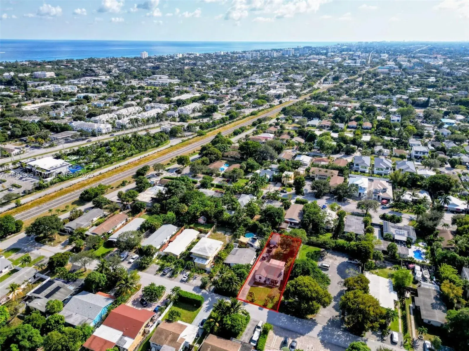 246 NE 13th St, Delray Beach FL 33444