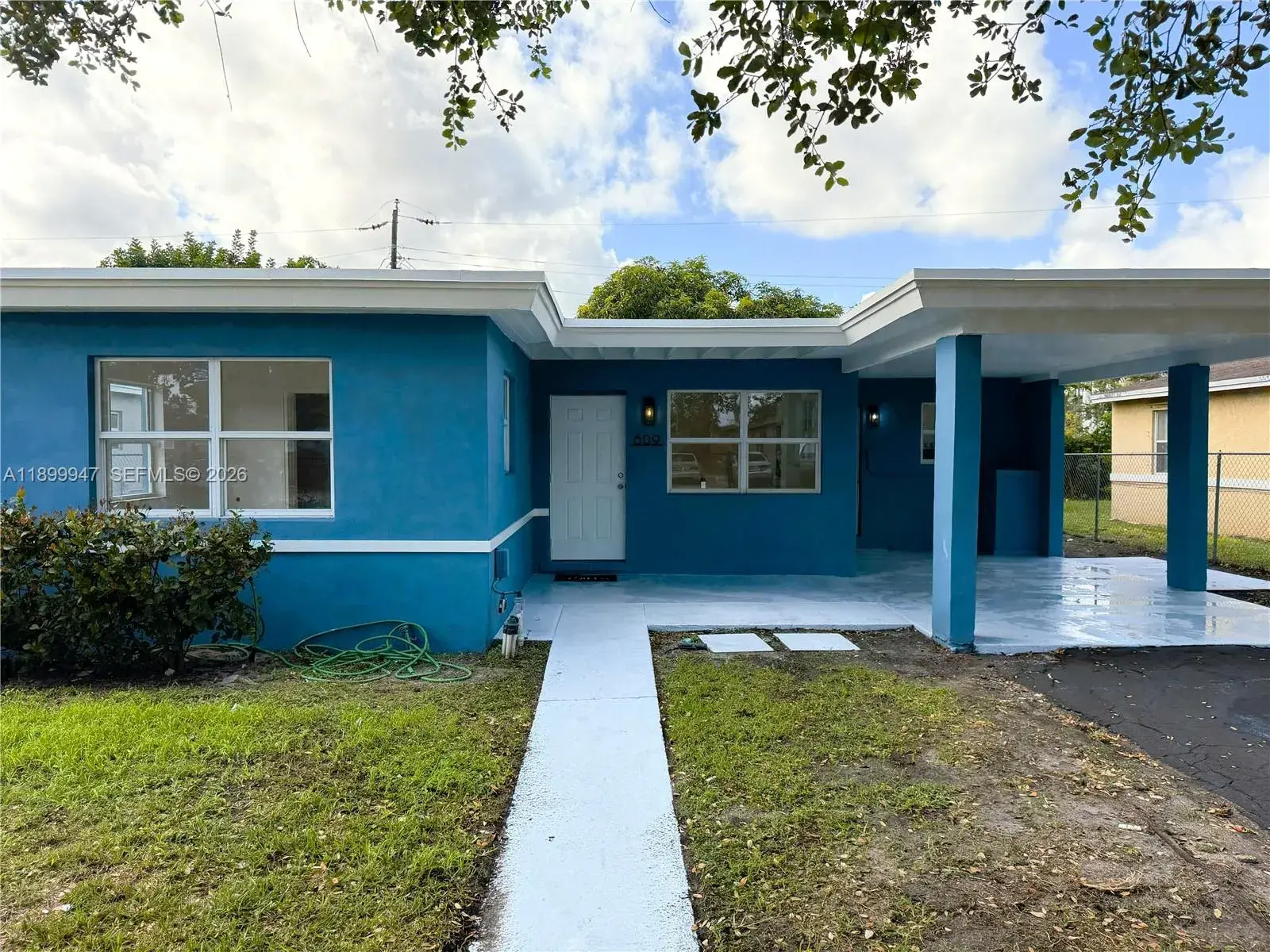 3 bedroom 2 bath Residential for sale at 809 NW 12th Ave, Fort Lauderdale FL 33311