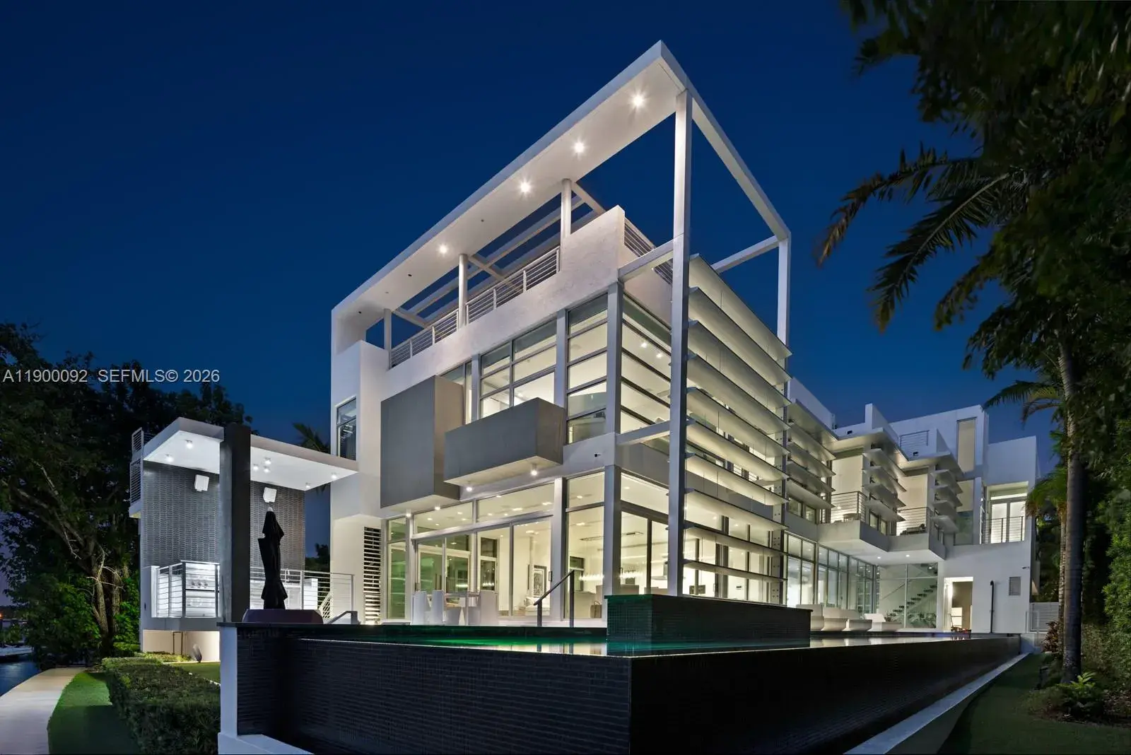 6 bedroom 7 bath for sale at 440 S Hibiscus Dr, Miami Beach FL 33139