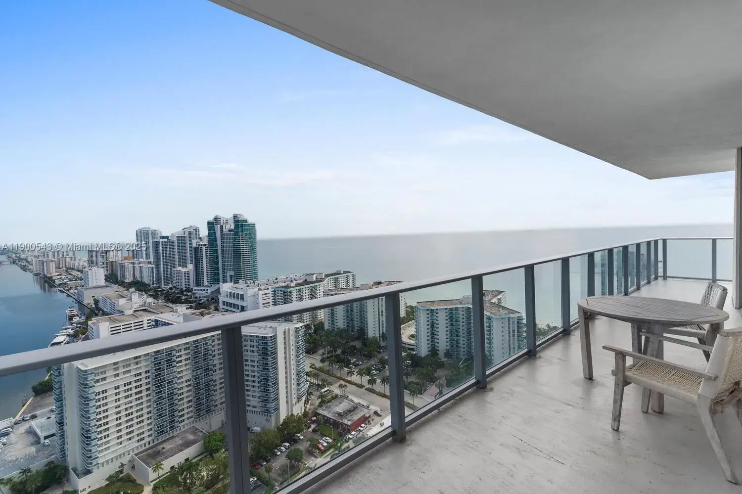 4010 S Ocean Dr # R2501, Hollywood FL 33019