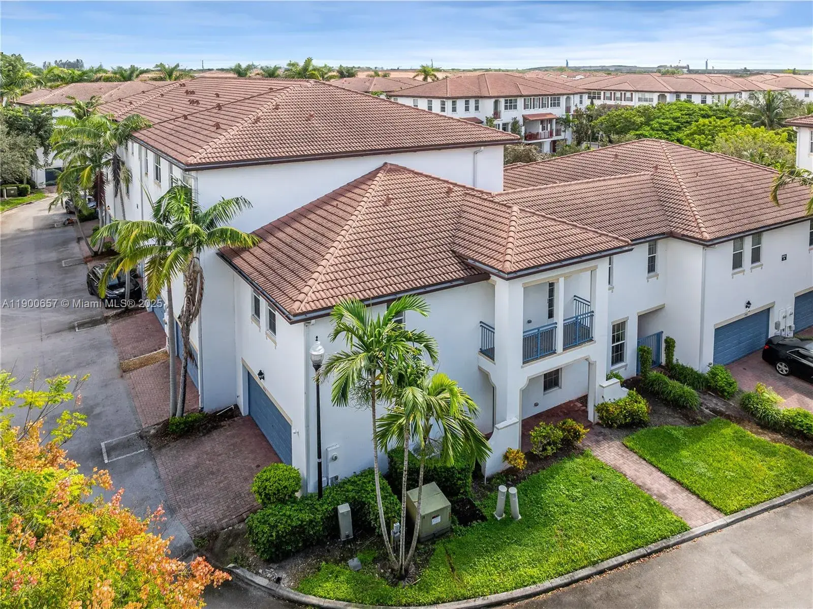 3 bedroom 2 bath Residential for sale at 11954 SW 25th Ct, Miramar FL 33025