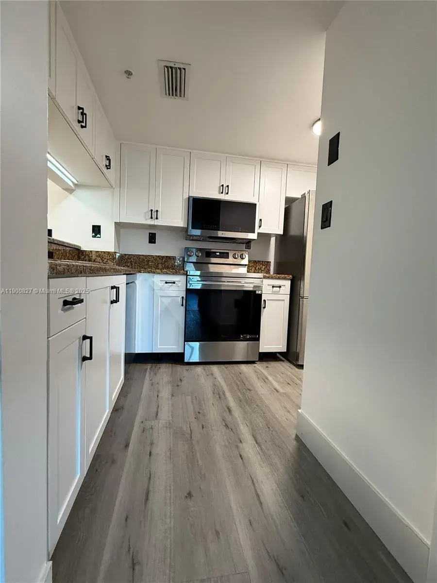 650 West Ave # 303, Miami Beach FL 33139