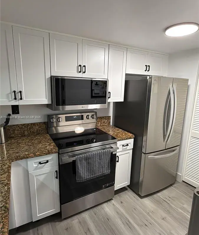 650 West Ave # 303, Miami Beach FL 33139