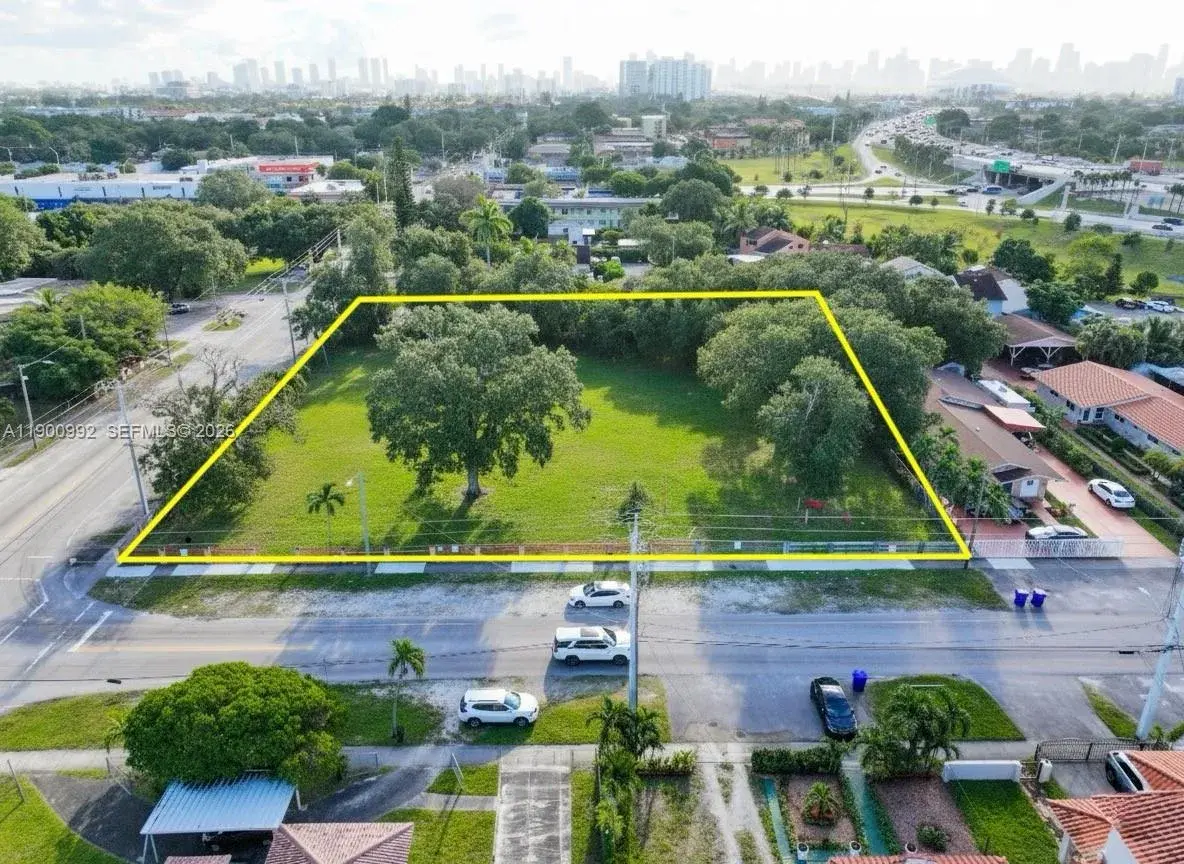 Land/Boat Docks for sale at 2810 NW 14th St, Miami FL 33125