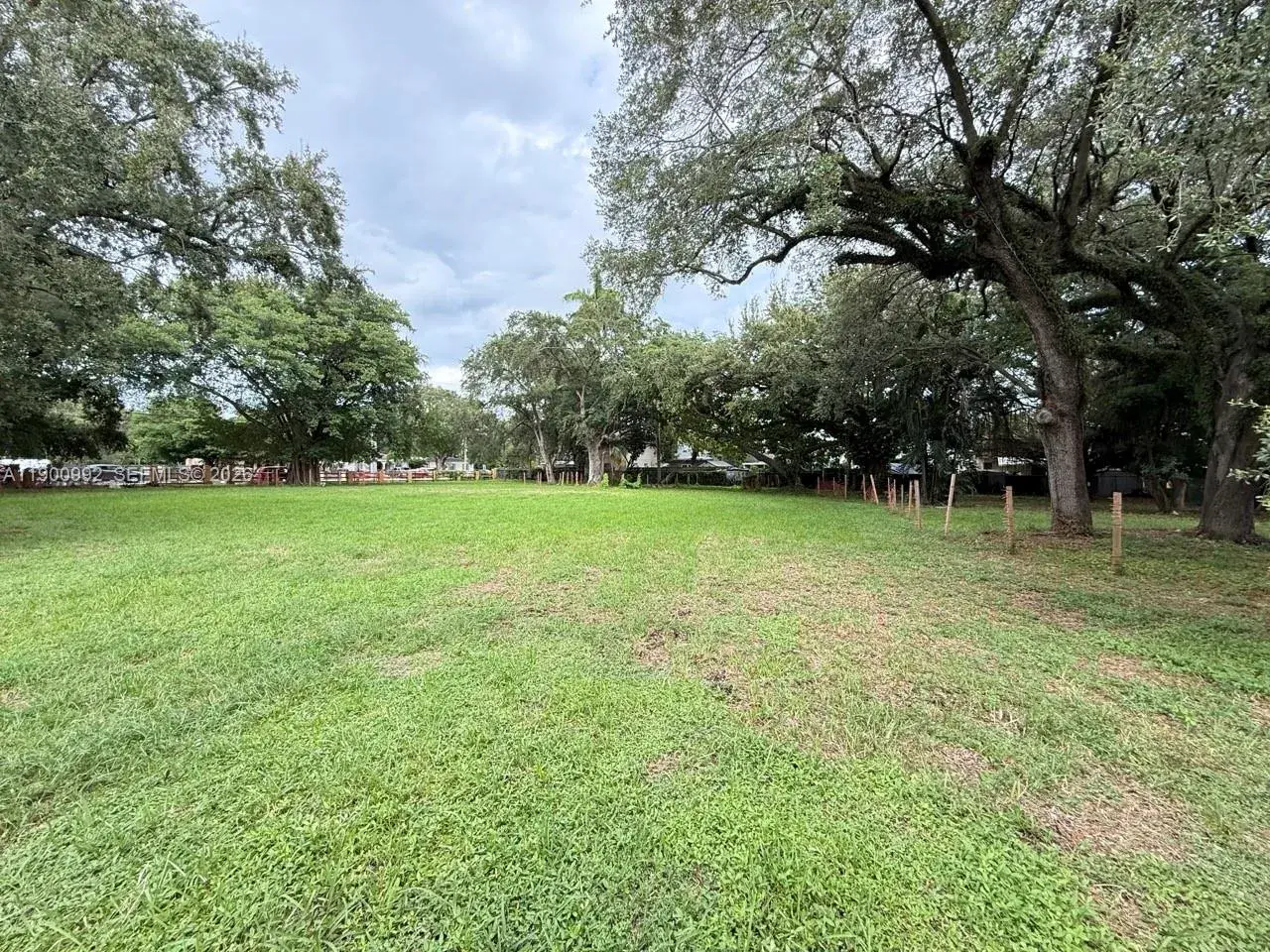 2810 NW 14th St, Miami FL 33125