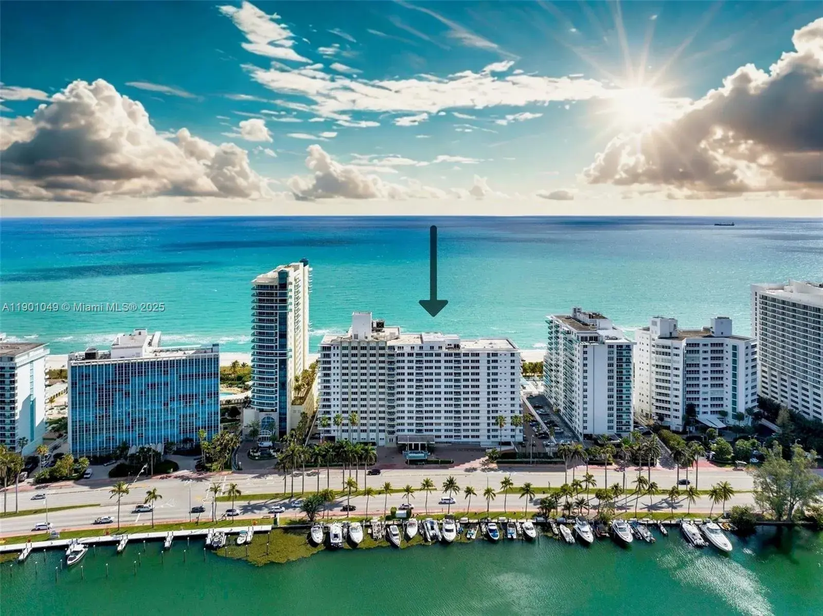1 bedroom 2 bath Residential for sale at 5005 Collins Ave, Miami Beach FL 33140