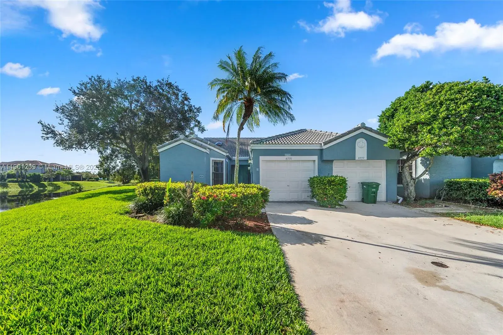 2 bedroom 2 bath Residential for sale at 8220 Waterford Ln, Tamarac FL 33321