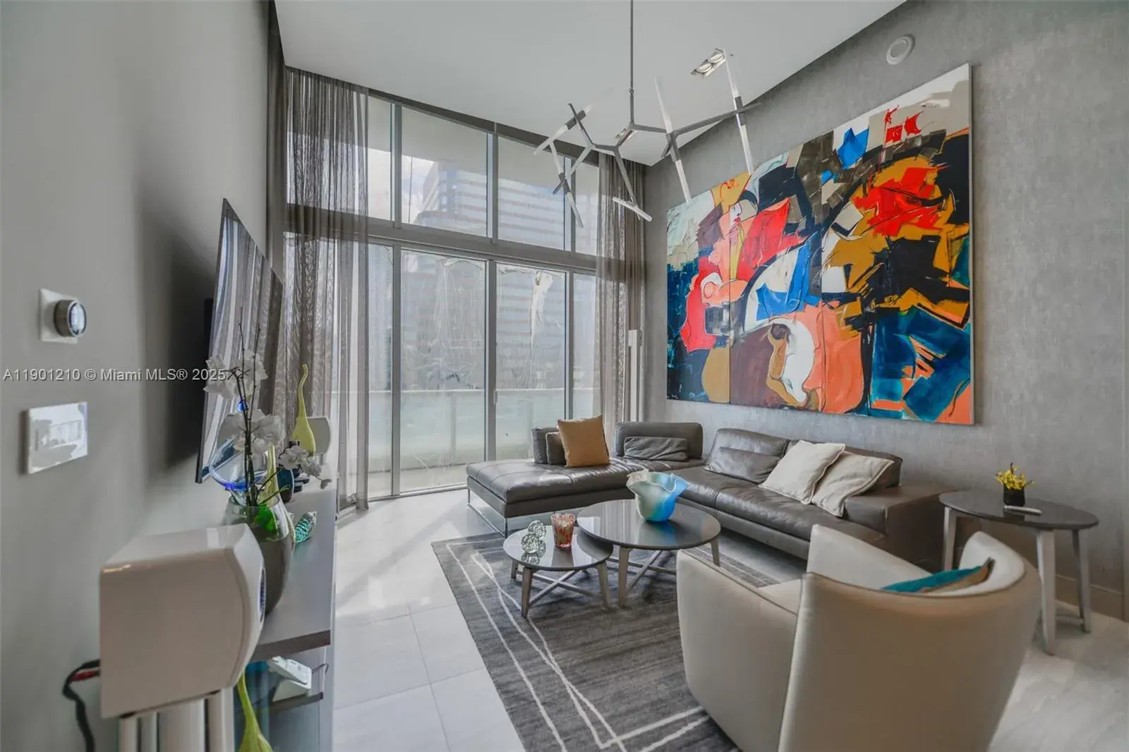 2 bedroom 2 bath Residential for sale at 495 Brickell Ave # 2211, Miami FL 33131