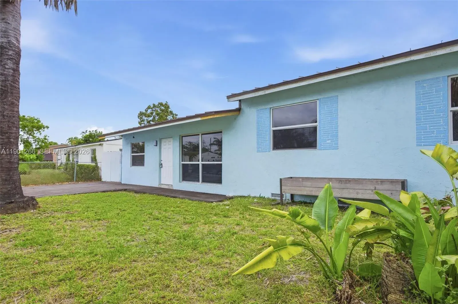 2280 SW 43rd Ave # 1, Fort Lauderdale FL 33317