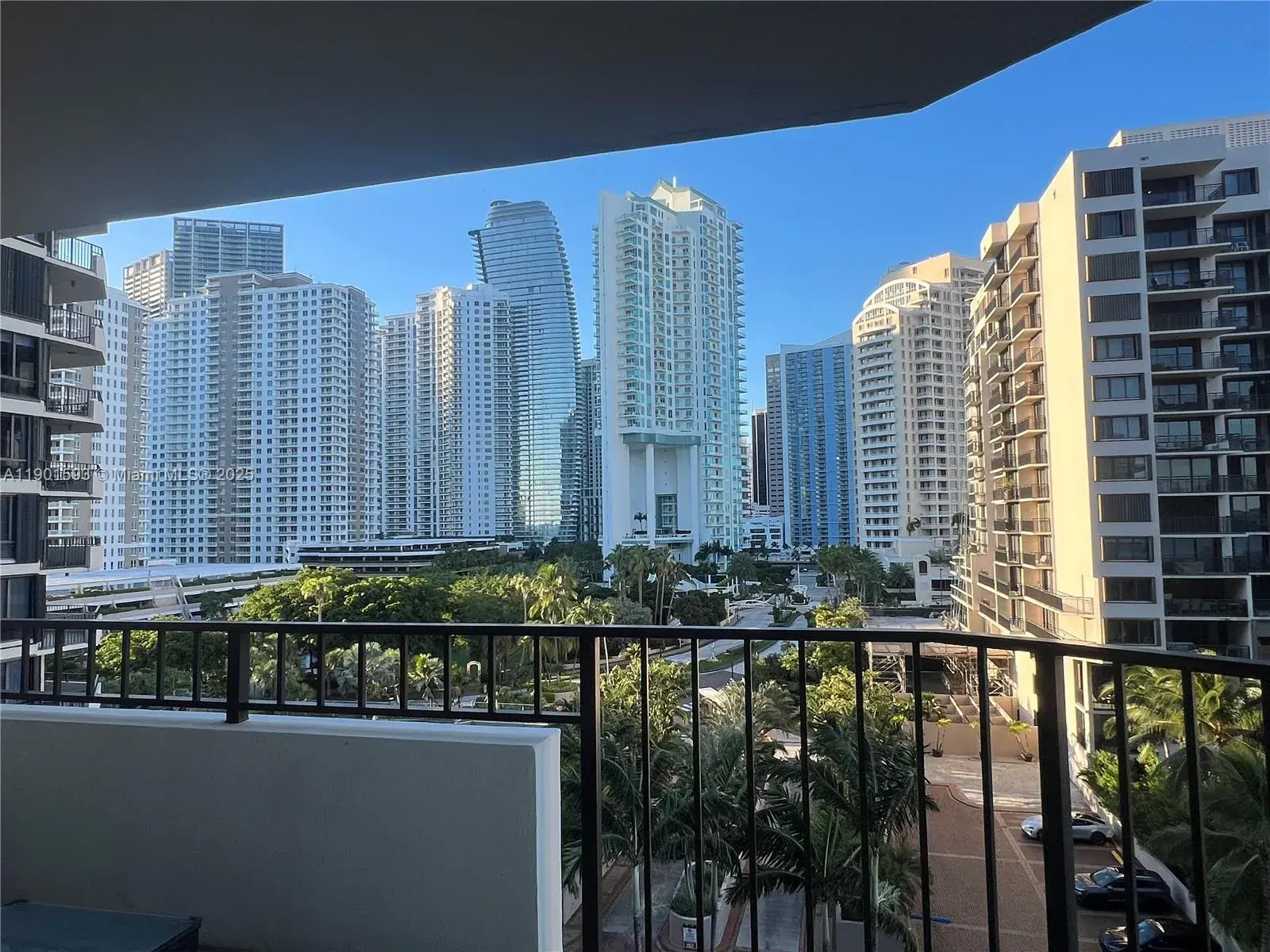 520 Brickell Key Dr # A900, Miami FL 33131