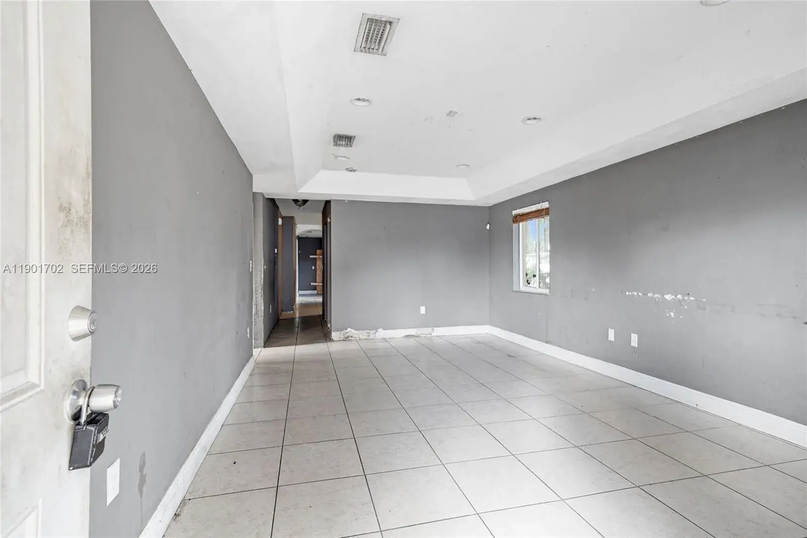 2951 NW 57th St, Miami FL 33142